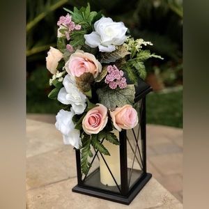 Decorations different colores available